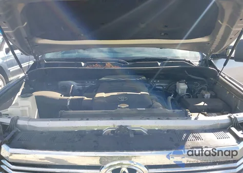 2017 Toyota Tundra Sr5 5.7L V8 из США, поврежденный, VIN 5TFUW5F10HX598252